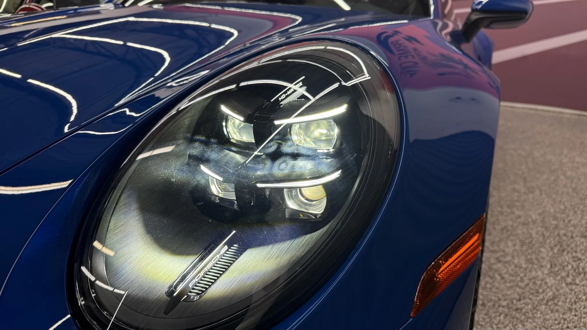 2025 Porsche 911 GT3 - Photo 8