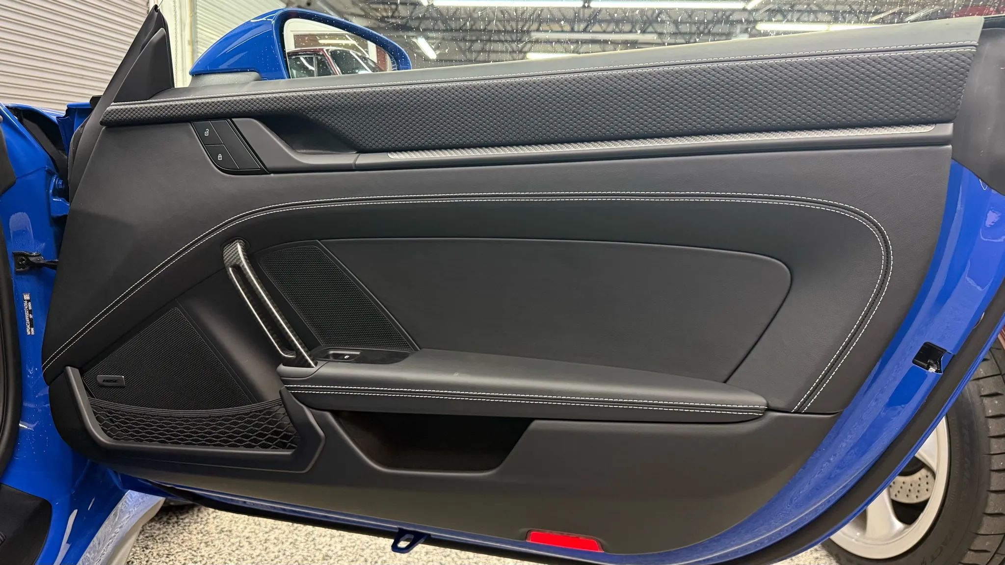 2025 Porsche 911 GT3 - Photo 25